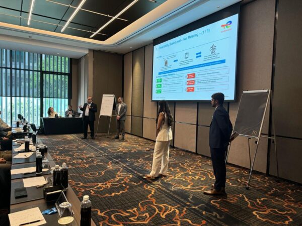 Renewable Energy Training with MoO 1