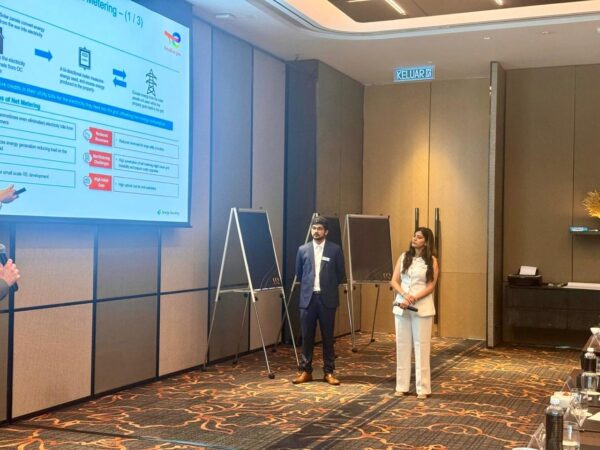 Renewable Energy Training with MoO 2